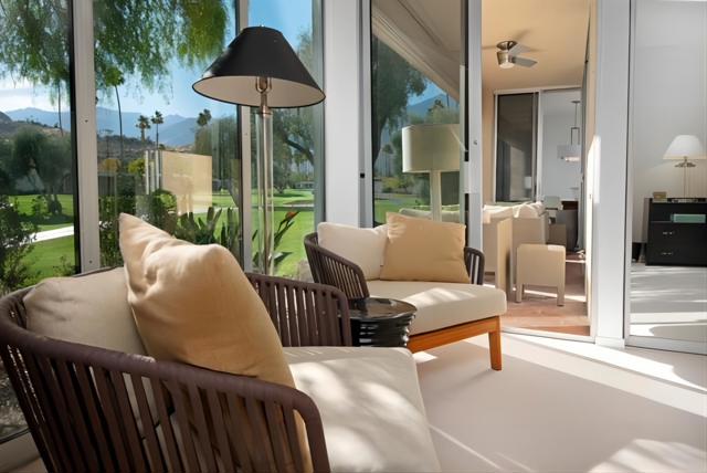 71 Westlake Circle, Palm Springs CA: https://media.crmls.org/mediaz/c5222352-aa00-41a1-a926-44d355f60fc1.jpg