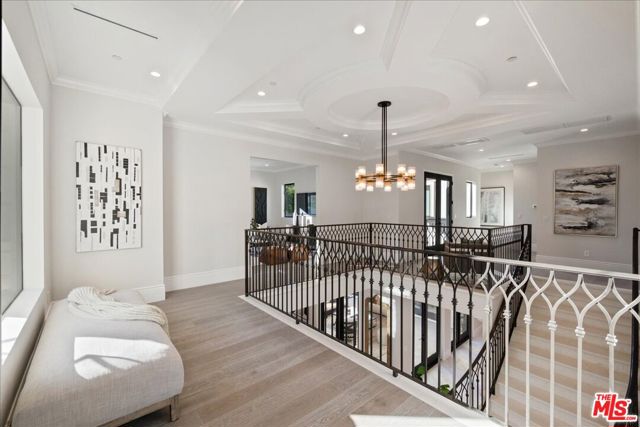4351 Vanalden Avenue, Tarzana CA: https://media.crmls.org/mediaz/c5222f03-894c-46ff-ae5d-99c485fb81a5.jpg