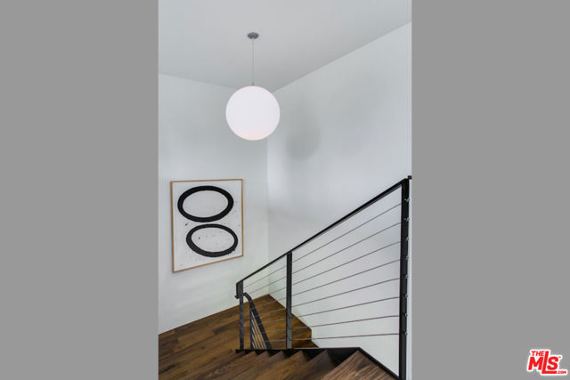 848 Milwood Avenue, Venice CA: https://media.crmls.org/mediaz/c5227ee5-e1e3-4e2c-a3eb-061ea299457d.jpg