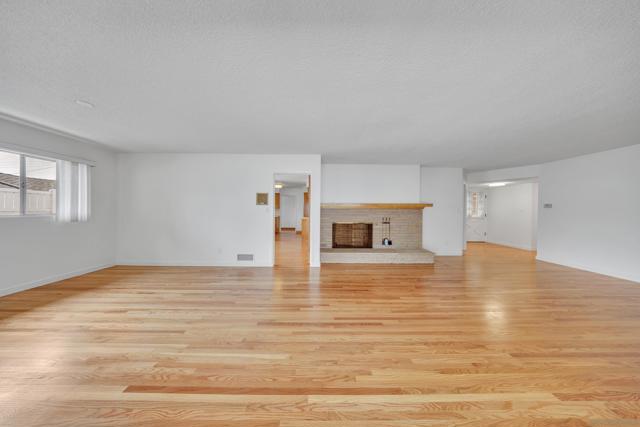6186 Capri, San Diego CA: https://media.crmls.org/mediaz/c52365f6-f742-4198-a00b-fef86a861e2b.jpg