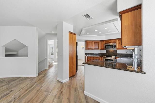 Detail Gallery Image 22 of 71 For 1351 Graham Pl, Escondido,  CA 92026 - 4 Beds | 2/1 Baths