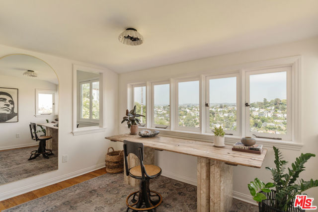 3744 Clayton Avenue, Los Angeles CA: https://media.crmls.org/mediaz/c523c46f-a569-438b-990c-c2a0bf67375d.jpg
