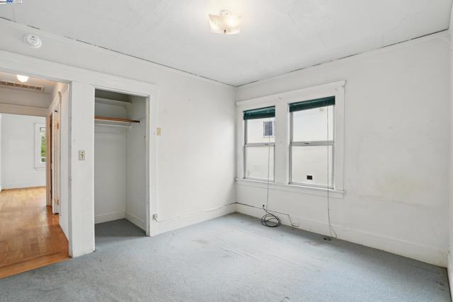 Image 15 of 40 For 1307 California Dr