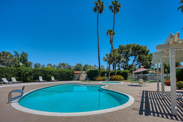 Image 39 of 47 For 35981 Novio Court