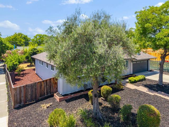 6710 Wisteria Way, San Jose CA: https://media.crmls.org/mediaz/c52469f7-7589-4630-aec8-31d5adb2ecaa.jpg