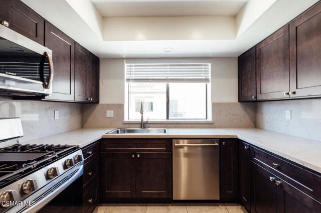 Drew Fenton | 17248 Palisades Circle Pacific Palisades CA | MLS: 7291121