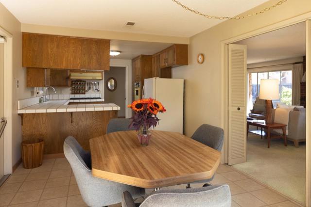 22985 Guidotti Drive, Salinas CA: https://media.crmls.org/mediaz/c525218b-56f3-4433-a24a-a3ea86789109.jpg