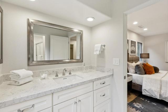 24292 Elise Court, Los Altos Hills CA: https://media.crmls.org/mediaz/c5252ef9-213b-4b0f-95e2-a89786063b0a.jpg