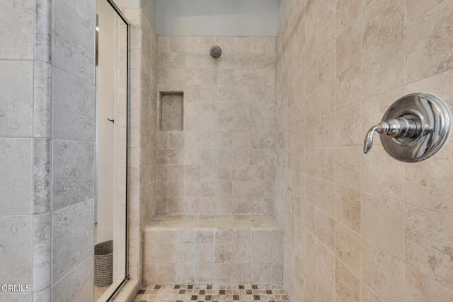 20752 Veneto Way, Porter Ranch CA: https://media.crmls.org/mediaz/c5257376-8016-43a3-9aa8-42ff443c02a9.jpg