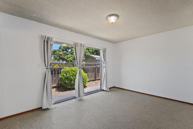 2107 Chanticleer Avenue, Santa Cruz CA: https://media.crmls.org/mediaz/c526ad01-0bb2-46cb-8a4c-b31f8520a084.jpg