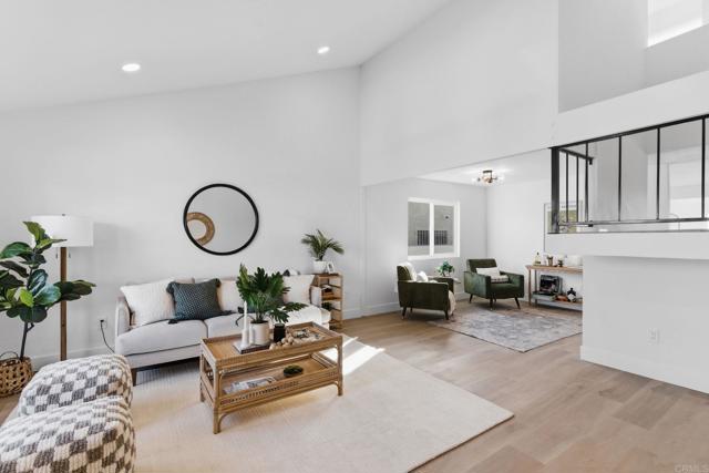 Detail Gallery Image 6 of 31 For 190 61st Street, San Diego,  CA 92114 - 5 Beds | 2 Baths