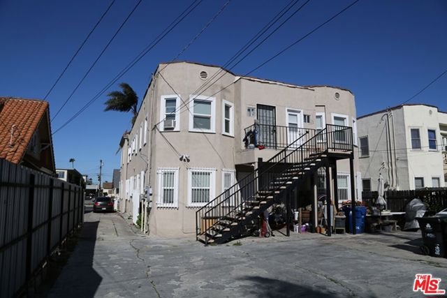 Image 7 of 29 For 1406 2nd Avenue