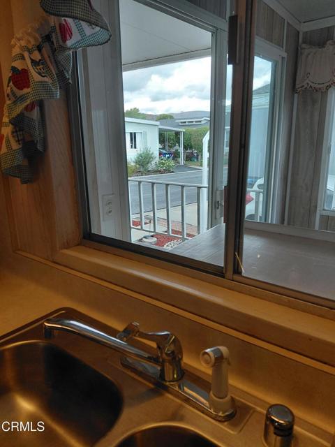 Detail Gallery Image 17 of 37 For 195 Tierra Rejada Rd #190,  Simi Valley,  CA 93065 - 2 Beds | 2 Baths