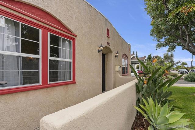 3304 33rd St, San Diego CA: https://media.crmls.org/mediaz/c52a2f92-c6a1-4850-8ebc-9d1e99add3fc.jpg