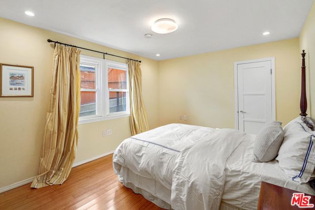 10614 Le Conte Avenue, Los Angeles CA: https://media.crmls.org/mediaz/c52a31f3-769b-446d-a80c-9615b293a6c0.jpg