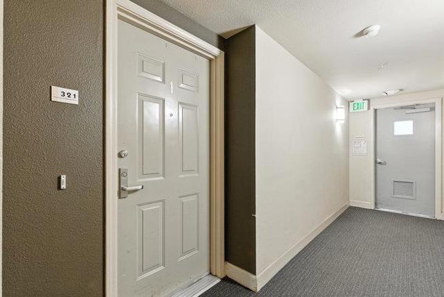 8200 Oceanview Terrace, San Francisco CA: https://media.crmls.org/mediaz/c52af75a-40e3-43fa-988e-a7a32a3e8224.jpg