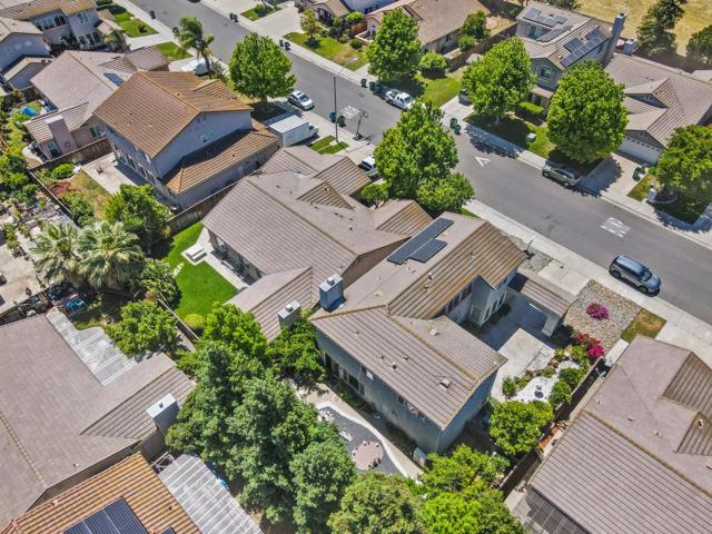 10628 Hidden Grove Circle, Stockton CA: https://media.crmls.org/mediaz/c52d4014-9ebf-467d-811a-285e7bf86c83.jpg