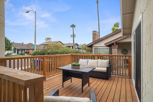 Front deck