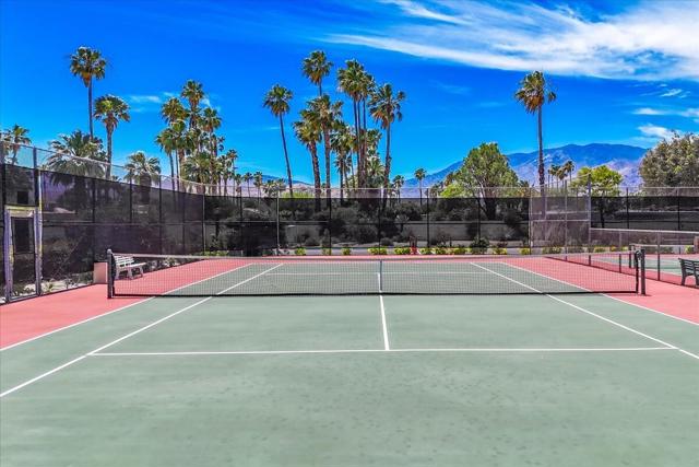 737 N Madrid Circle, Palm Springs, CA 92262