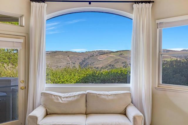 10511 Fairway Court, Carmel CA: https://media.crmls.org/mediaz/c52df19f-4f4f-481a-862e-d9869b942ec3.jpg