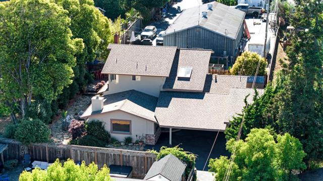 2529 Orchard Street, Soquel CA: https://media.crmls.org/mediaz/c52df1af-7dc7-4917-a11b-65c381166a38.jpg