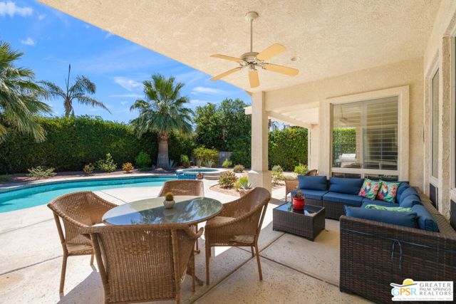 40870 Avenida Rosario, Palm Desert CA: https://media.crmls.org/mediaz/c52eba4e-7b26-46a4-ab59-ae3b61d8c9c0.jpg