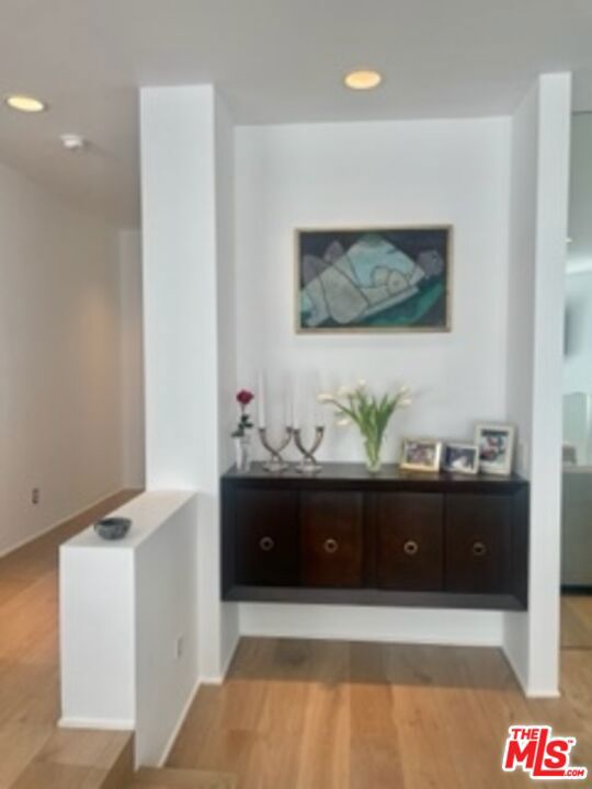9033 VISTA GRANDE Street, West Hollywood CA: https://media.crmls.org/mediaz/c53051c3-c03f-4e82-bced-19cbaa720a6e.jpg