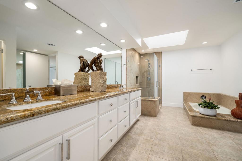 MLS #219138263DA image #16