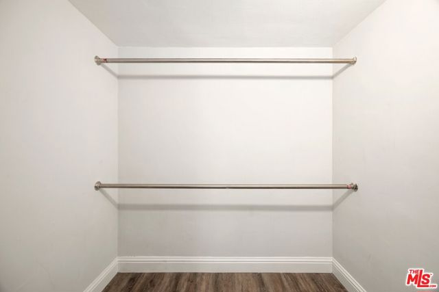 8535 W West Knoll Drive, West Hollywood CA: https://media.crmls.org/mediaz/c531f49c-c57f-4a19-b2b1-225c85ce1ba6.jpg