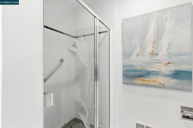 575 Old Orchard Dr, Danville CA: https://media.crmls.org/mediaz/c53227b6-3520-4000-9e1d-5760ddece8a3.jpg