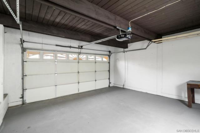 4174 Balboa Way, San Diego CA: https://media.crmls.org/mediaz/c53254f3-66ee-4b38-8b6b-59a974e7b8b5.jpg