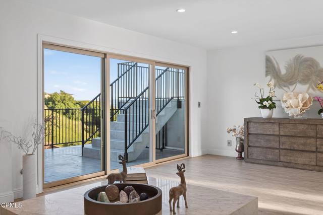 Detail Gallery Image 27 of 79 For 542 Valley View Way, Ventura,  CA 93003 - 4 Beds | 2/1 Baths