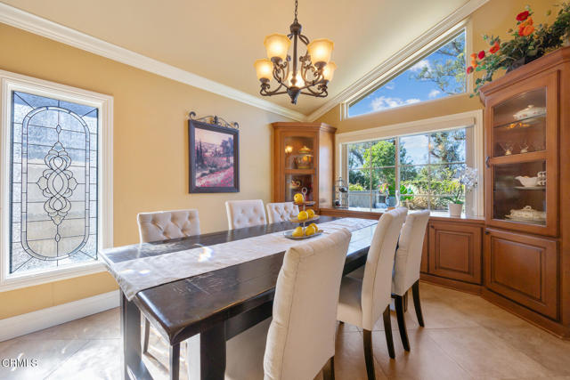 22671 Cheryl Way, Lake Forest CA: https://media.crmls.org/mediaz/c532f33e-ef11-4aff-bf0e-14c5e0e513ec.jpg