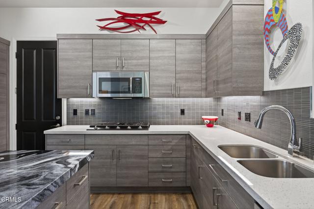 Detail Gallery Image 19 of 50 For 1601 Mulligan St, Oxnard,  CA 93036 - 3 Beds | 2/1 Baths