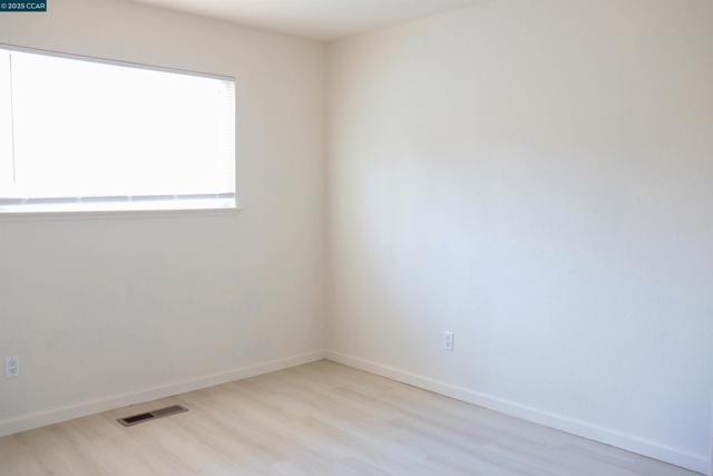 3804 Malibu, Pittsburg CA: https://media.crmls.org/mediaz/c5330ecb-86e8-416e-995d-c515e3465df3.jpg