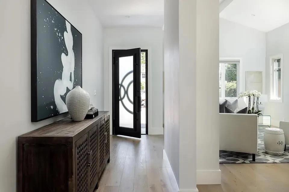 https://media.crmls.org/mediaz/c533210d-7362-428d-b036-3272b23579bf.jpg?preset=X-Large