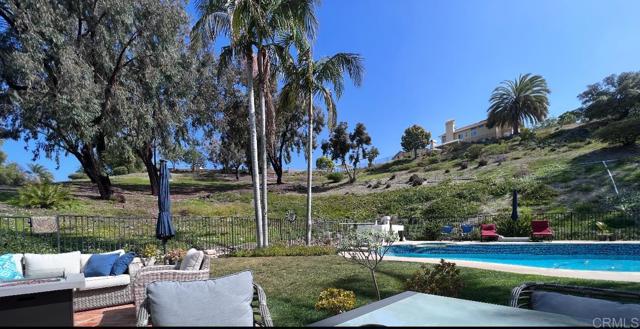 Detail Gallery Image 40 of 59 For 2070 Tiffany Dr, Oceanside,  CA 92056 - 4 Beds | 2/1 Baths