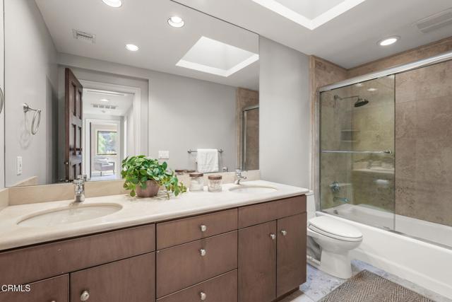 1897 Braemar Road, Pasadena CA: https://media.crmls.org/mediaz/c535047f-37c3-45a9-a0f3-55ed0ca74e16.jpg