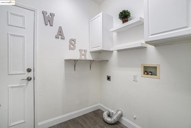 4112 Montgomery Hill Dr, Antioch CA: https://media.crmls.org/mediaz/c53534ee-c92c-44c5-aea8-320c13638575.jpg
