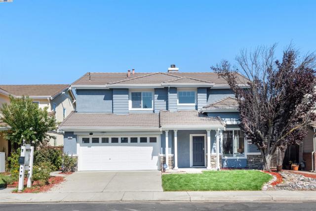 4667 Myrtle Dr, Dublin CA: https://media.crmls.org/mediaz/c53644ac-0c75-4c24-ac7d-e269058e99e0.jpg