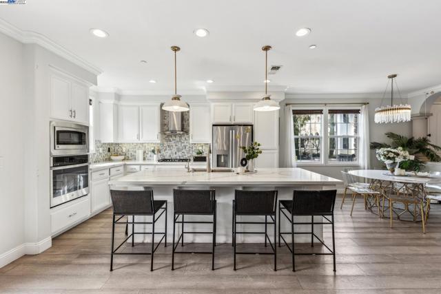 Image 8 of 59 For 4661 Rimini Ct  43