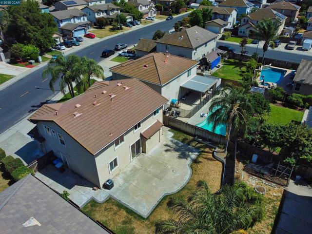 2035 Pasado Avenue, Manteca CA: https://media.crmls.org/mediaz/c5383b6a-eb89-4f0a-8e17-431817cf79d7.jpg