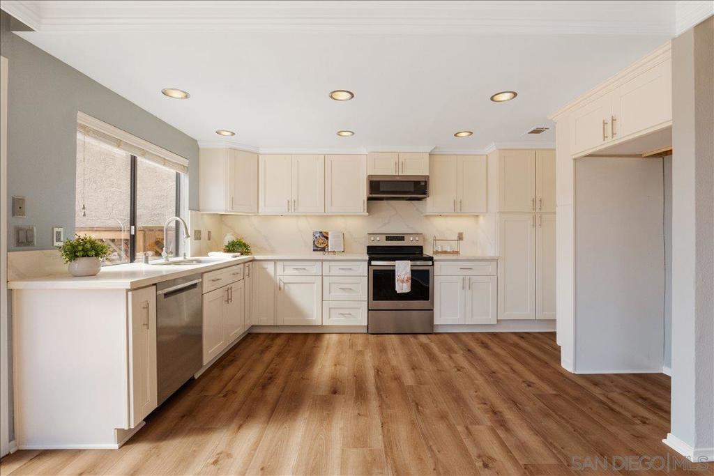 16150 Big Springs Way - photo 10