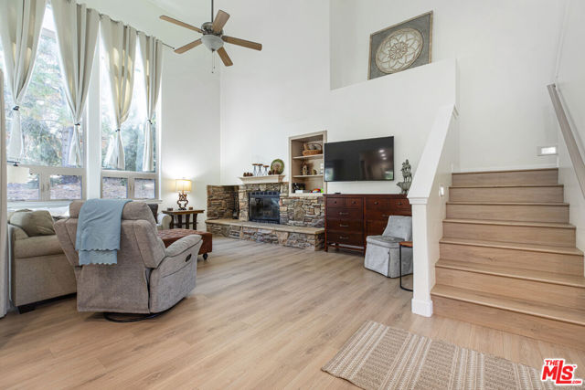 1712 Woodland Drive, Pine Mountain Club CA: https://media.crmls.org/mediaz/c538d57d-e698-4902-a021-11dc3b75e852.jpg