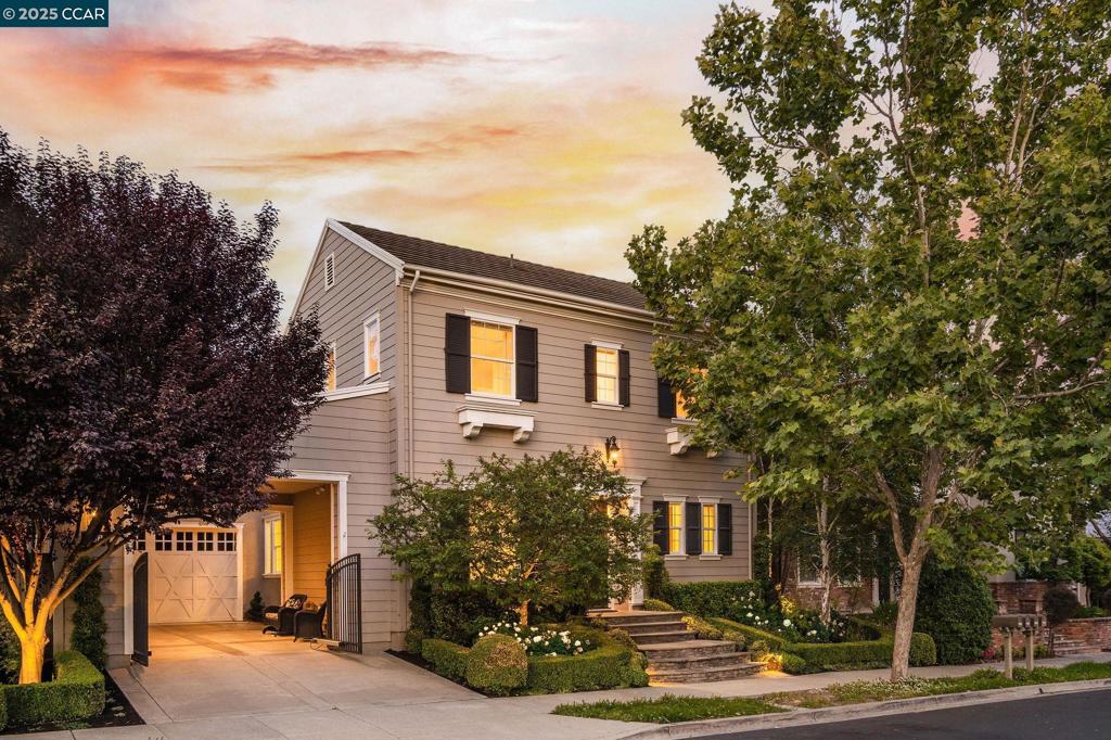 2207 Creekview Place