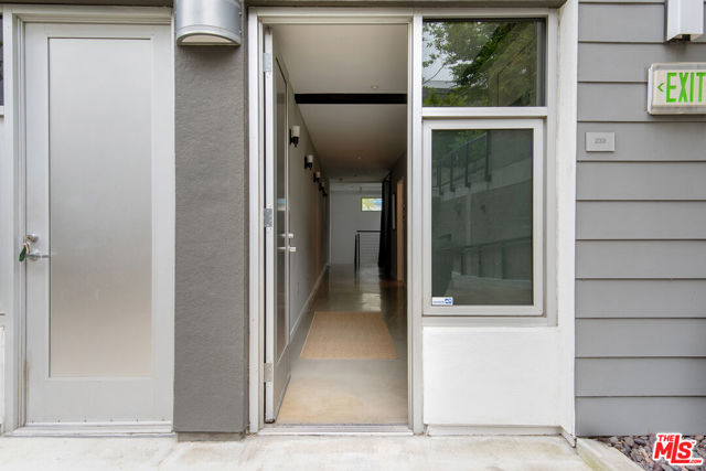 4111 West Sunset Boulevard, 233 photo 4