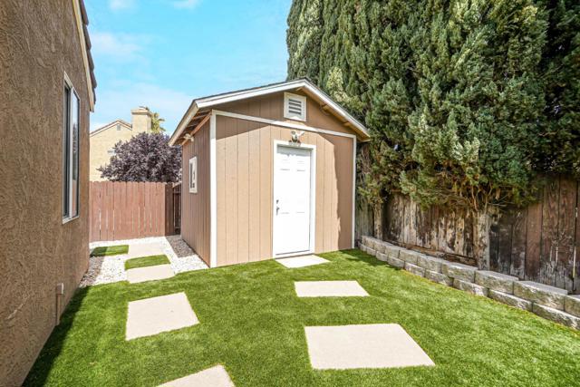 118 Edmeades Court, Oakley CA: https://media.crmls.org/mediaz/c53b31b4-6fa9-477a-90f9-5e765fc84415.jpg