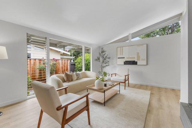 385 Cronin Drive, Santa Clara CA: https://media.crmls.org/mediaz/c53d0ddc-18eb-441d-8a60-a75387aa5106.jpg