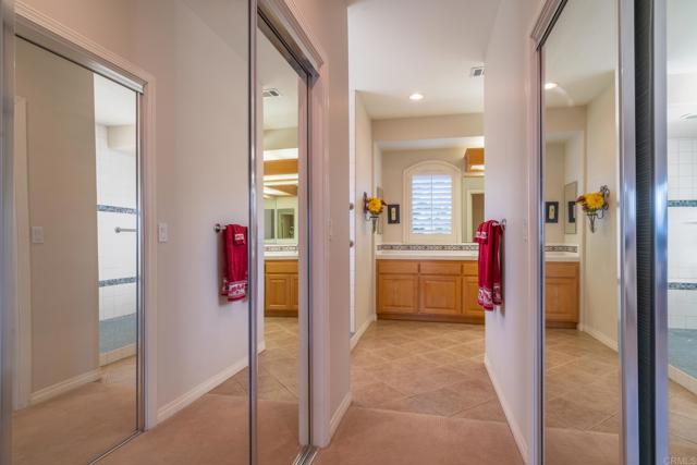 30646 Red Hawk Road, Valley Center CA: https://media.crmls.org/mediaz/c53d3133-5a44-44c2-ab02-f512cfb93b71.jpg