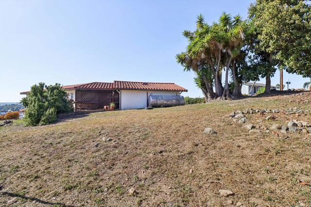 Detail Gallery Image 45 of 70 For 2397 Mira Sol Dr, Vista,  CA 92084 - 3 Beds | 2 Baths